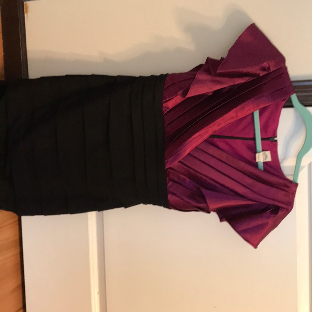 Dress - Picture 3 of 5